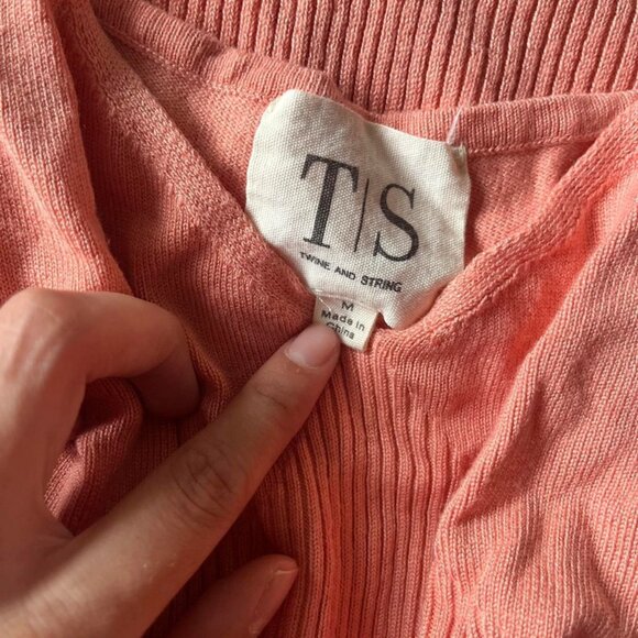 Matcing Sweater/Tank Top Set - Picture 4 of 5